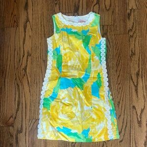 Lilly Pulitzer Yellow and Blue Sheath Dress Sleeveless Resort Wear